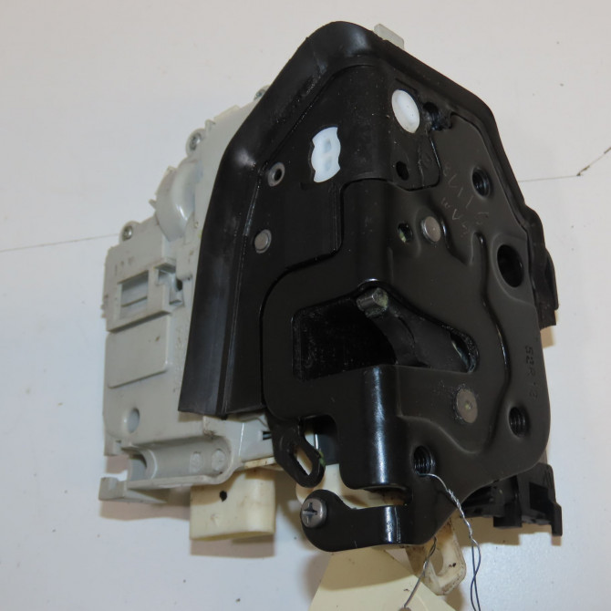 Serrure porte avd occasion  8X1837016B 1