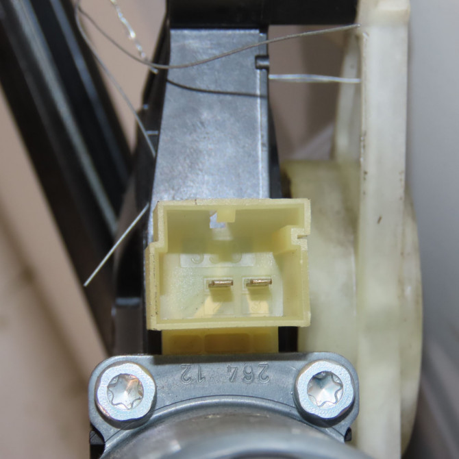 Mecanisme + moteur lève-glace avant droit occasion  8V3837462A 4