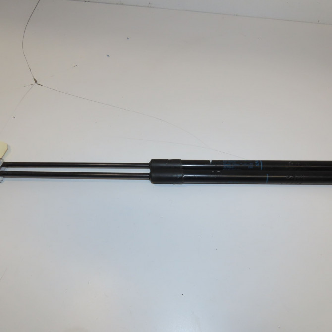 Verin droit hayon occasion  8V3827552 1