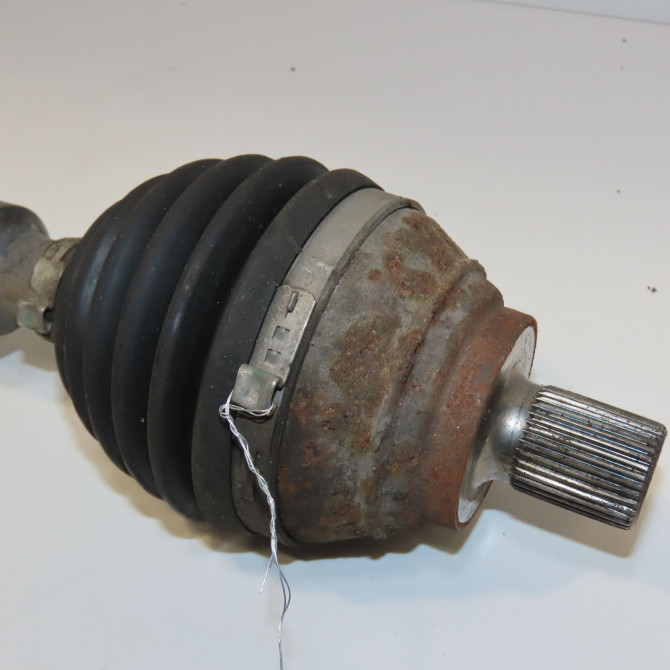 Transmission avant droite occasion  5Q0407272C 2