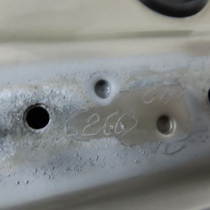 Capot occasion AUDI A4 II Phase 1 01-2001->11-2004 1.9 TDi 130ch 8E0823029 4