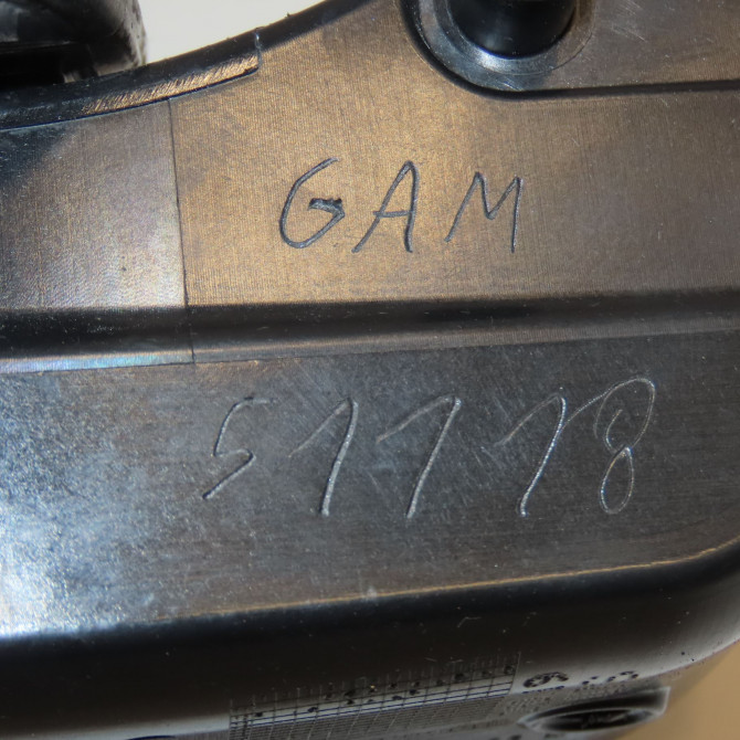 Volet de trappe carburant occasion  8V3809907AGRU 5