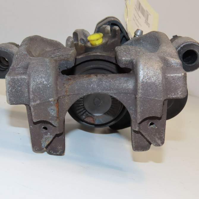 Etrier de frein arrière gauche occasion  8V0615423D 2