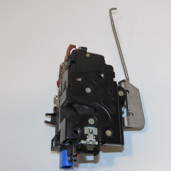 Serrure porte avd occasion AUDI A3 II Phase 1 06-2003->06-2008 2.0 TDi 140ch 4E1837016 1