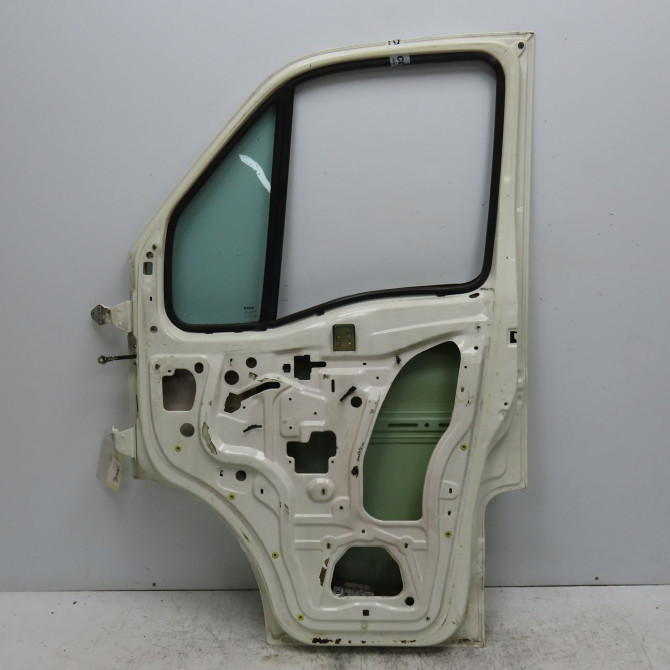 Porte avant droite occasion IVECO DAILY III Phase 1 05-1999->04-2006 35C13 5