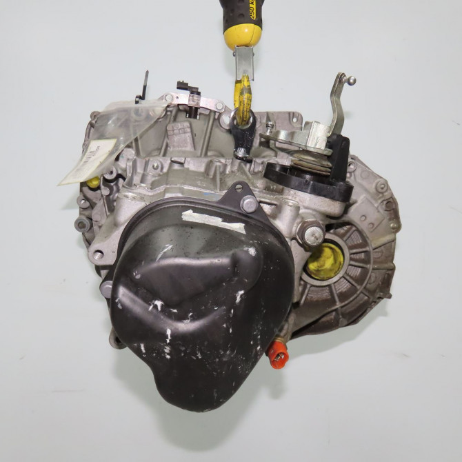 Boîte à vitesse mecanique occasion RENAULT CLIO III Phase 2 03-2009->12-2014 1.2i 16v 75ch 320106812R 3