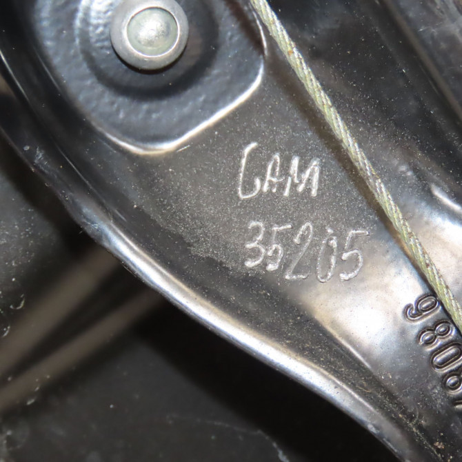 Mecanisme+moteur leve-glace arg occasion VOLKSWAGEN PASSAT V Phase 1 03-2005->10-2010 2.0 TDI 140ch 3C9839461L 8