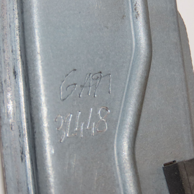 Mecanisme+moteur leve-glace avg occasion RENAULT CLIO III Phase 1 09-2005->03-2009 1.5 DCI 70ch 8200826167 5