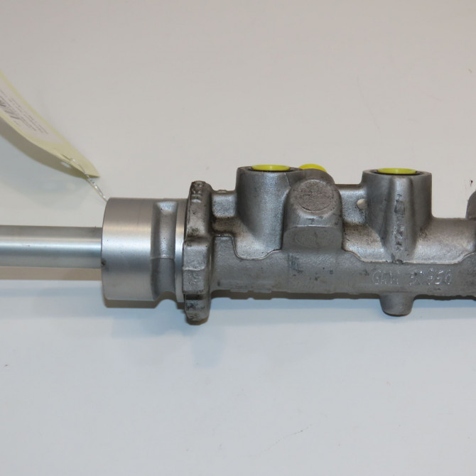 Maitre cylindre occasion PEUGEOT 307 Phase 2 SW 06-2005->07-2008 1.6i 110ch 4601L3 2