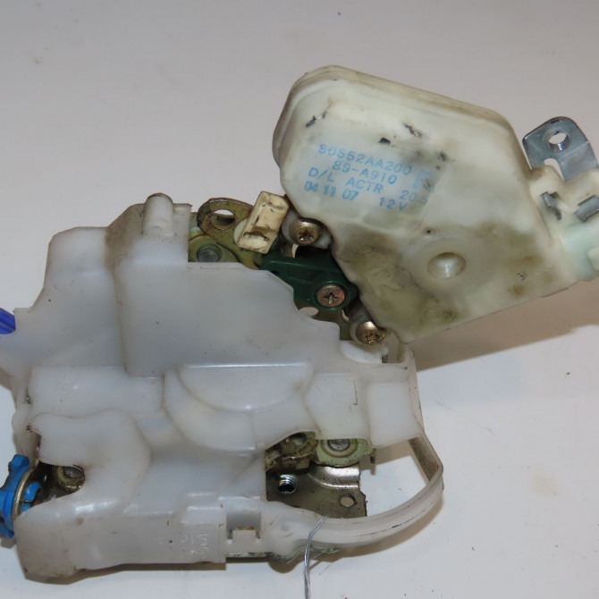 Serrure porte ard occasion NISSAN X-TRAIL I Phase 2 01-2004->11-2007 2.2 DCI 2