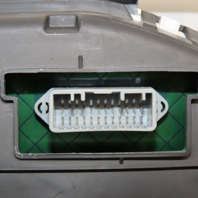 Compteur occasion RENAULT CLIO III phase 2 ESTATE 03-2009->12-2014 1.5 DCI 85ch 8201060310 3