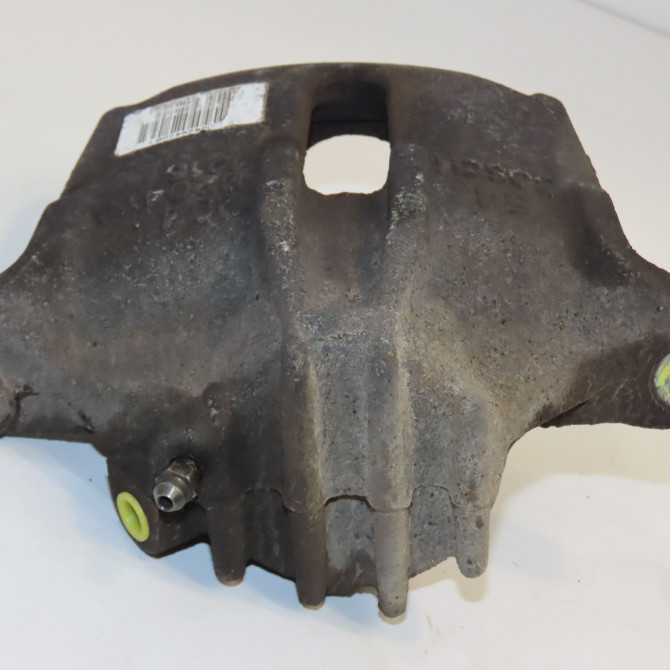 Etrier de frein avant gauche occasion PEUGEOT 206 CC Phase 1 10-2000->03-2007 1.6i 109ch 4400P2 3