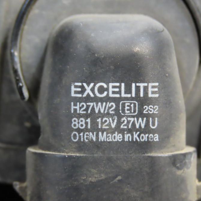 Phare antibrouillard avant gauche occasion  922013W200 5