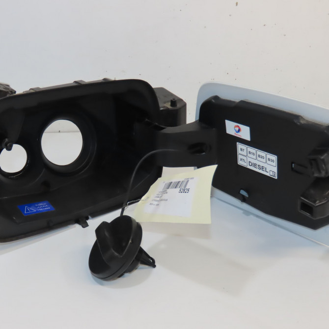 Volet de trappe carburant occasion CITROEN C5 AIRCROSS 9828549980 2