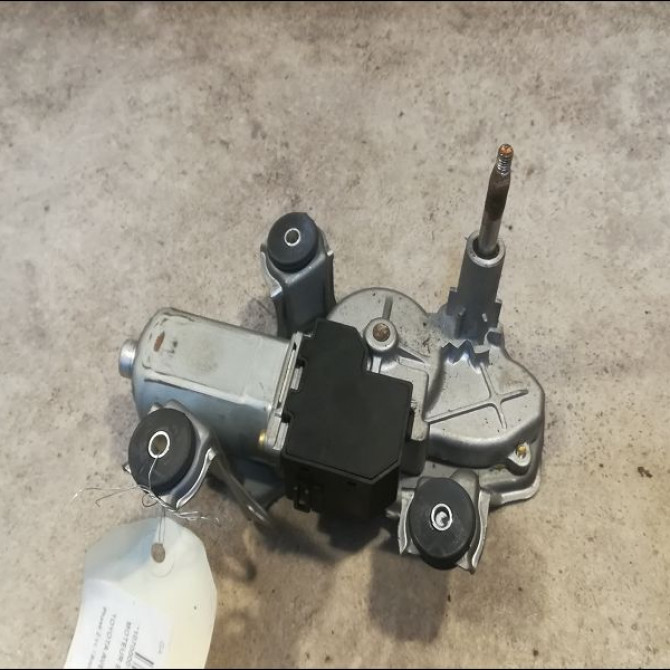 Moteur essuie-glace arrière occasion TOYOTA AVENSIS I Phase 2 09-2000->05-2003 2.0 D-4D 8513005090 1