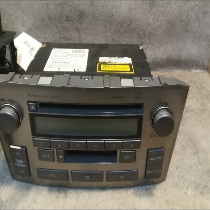 Autoradio occasion TOYOTA AVENSIS I Phase 2 09-2000->05-2003 2.0 D-4D 8612005070 2