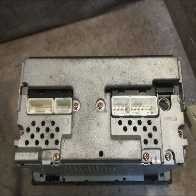 Autoradio occasion TOYOTA AVENSIS I Phase 2 09-2000->05-2003 2.0 D-4D 8612005070 4