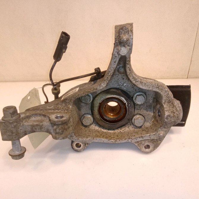 Moyeu avd occasion RENAULT LAGUNA III 402104630R 2