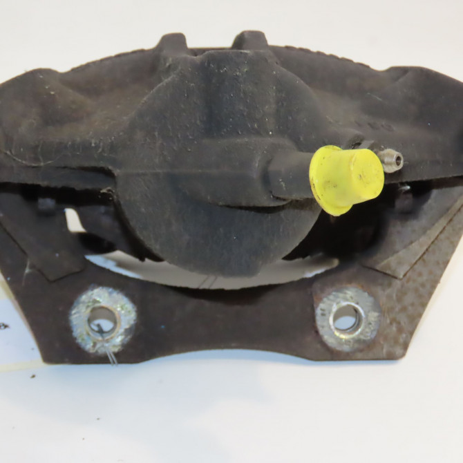 Etrier de frein avant gauche occasion FORD MONDEO II Phase 1 09-2000->06-2007 2.0i 145ch 2218067 3