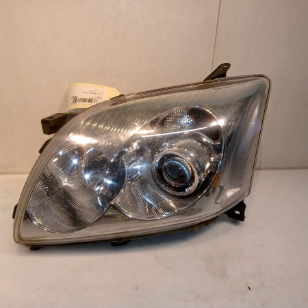 Phare gauche occasion TOYOTA AVENSIS II phase 1 05-2003->08-2006 115 D-4D 8117005191