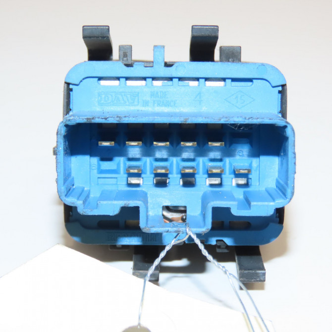 Commande lève-glace porte avant gauche occasion RENAULT MASTER III Phase 1 04-2010->... 2.3 DCI 125ch 8200108269 2