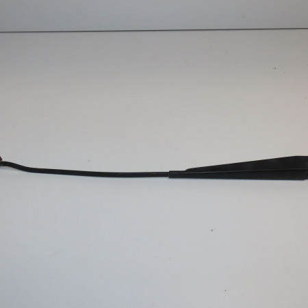 Bras essuie-glace arrière occasion FORD FIESTA III Phase 1 03-1989->01-1994 1.8 D