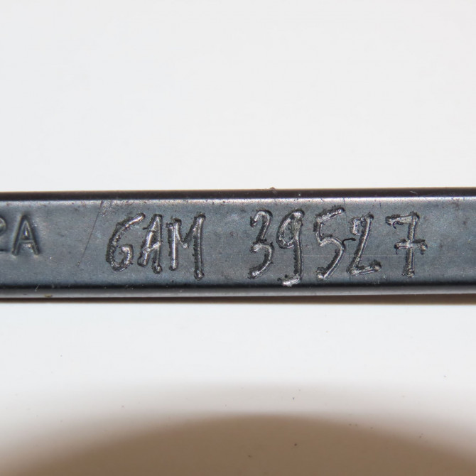 Bras essuie-glace arrière occasion FORD FIESTA III Phase 1 03-1989->01-1994 1.8 D 2