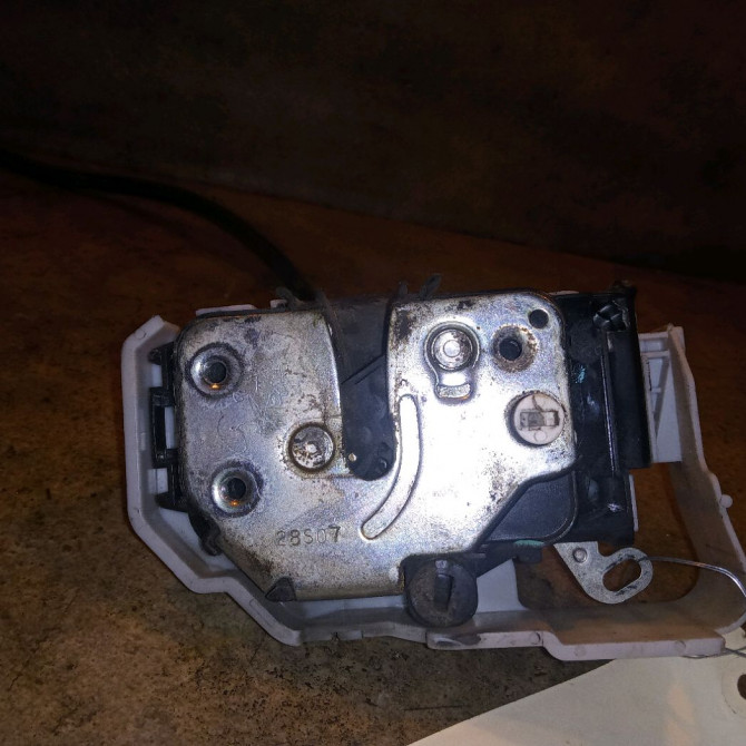 Serrure porte arg occasion FIAT BRAVO II BRAVO II Phase 1 2007-03-01->2011-12-31 1.9 DT 120ch 51931423 3