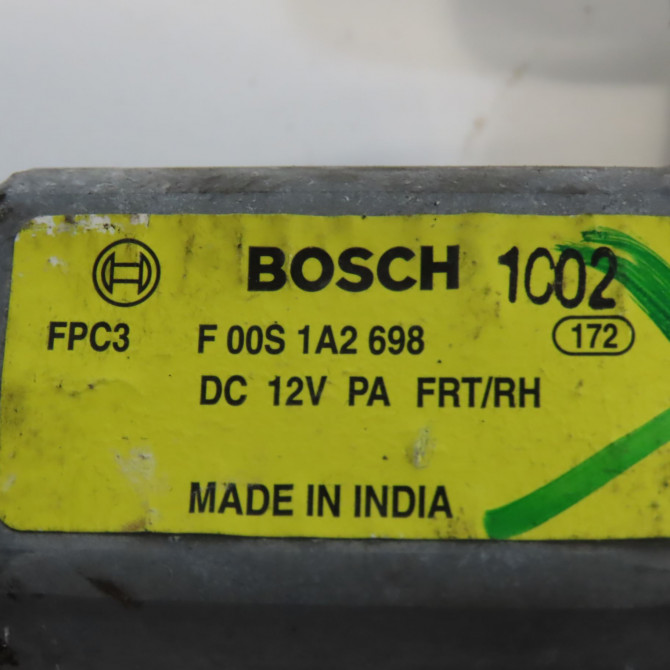 Mecanisme + moteur lève-glace avant droit occasion HYUNDAI I 10 I Phase 1 04-1995->04-1999 1.2i 90ch 824040X010 5