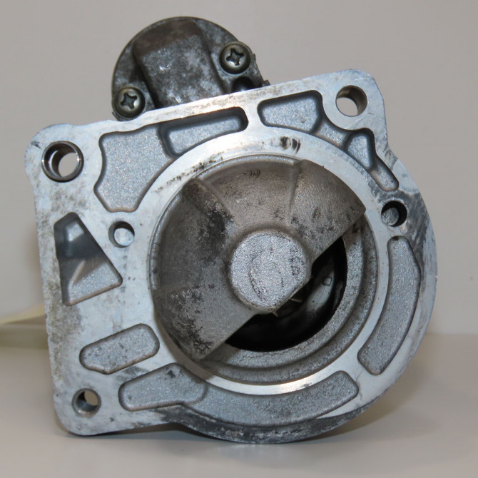 Démarreur occasion CITROEN C4 AIRCROSS Phase 1 10-2011->... 1.6 e-HDI 115ch 1637179380 3