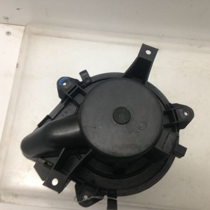 Ventilateur de chauffage occasion FIAT PUNTO II Phase 1 10-1999->05-2003 60 S 46770817 2