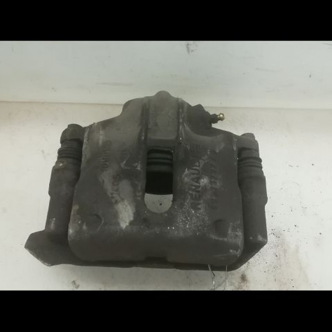 Etrier de frein avant gauche occasion RENAULT SAFRANE Phase 2 09-1996->08-2000 2.2 DT 7701203661 1