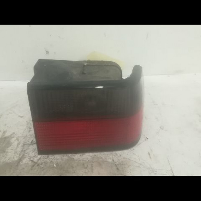 Feu arrière droit occasion CITROEN XANTIA Phase 1 03-1993->06-1998 2.1 TD 95668020 1