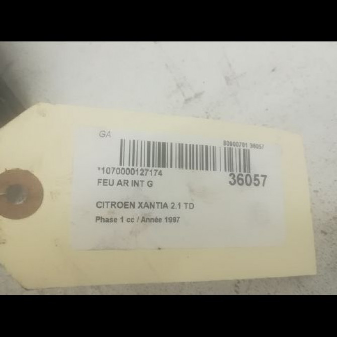 Feu arrière interieur gauche occasion CITROEN XANTIA Phase 1 03-1993->06-1998 2.1 TD 95668021 3