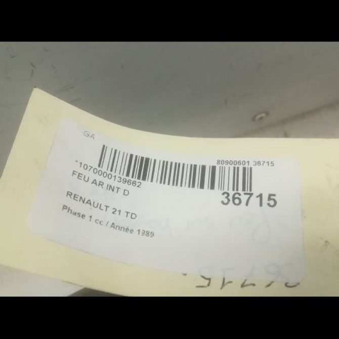 Feu arrière intérieur droit occasion RENAULT 21 Phase 1 01-1986->06-1989 TD 7701032021 3