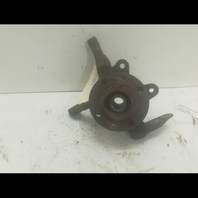 Moyeu avd occasion RENAULT EXPRESS Phase 1 11-1985->09-1994 1.6 D 7701205778 1