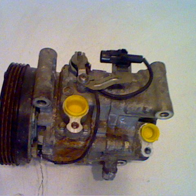 Compresseur air conditionne occasion SUZUKI SWIFT III Phase 1 03-2005->09-2011 1.3 DDIS 70ch 9520062JA0 2