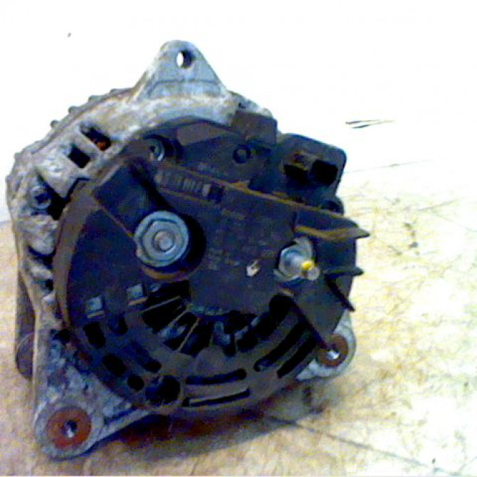 Alternateur occasion RENAULT TWINGO II Phase 1 06-2007->11-2011 1.2i 16v 75ch 8200660037 2
