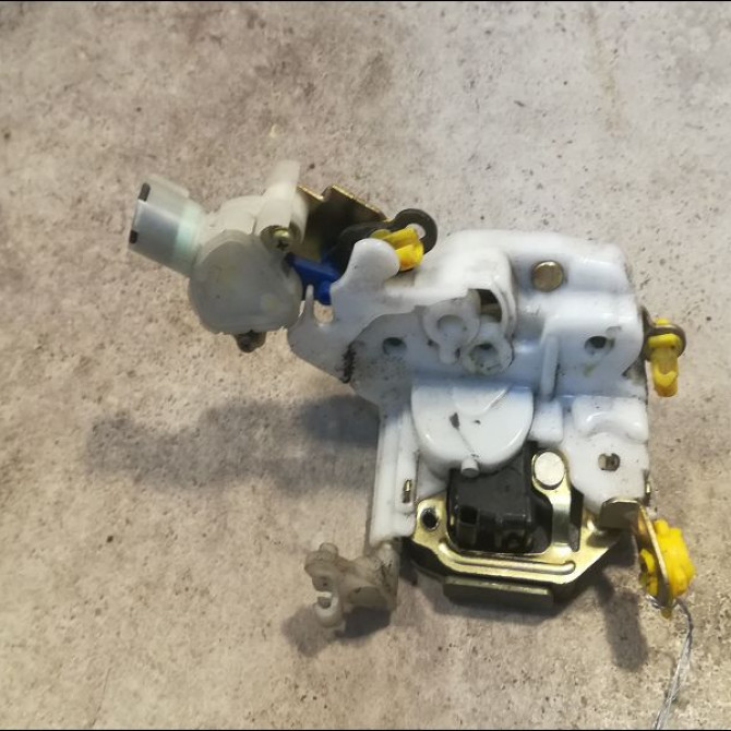 Serrure porte avg occasion NISSAN MICRA II Phase 1 10-1992->09-1996 805034F975 2