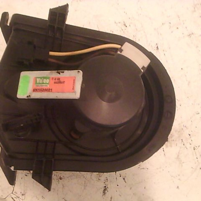 Ventilateur de chauffage occasion VOLKSWAGEN POLO III Phase 1 10-1994->11-1999 1.4 1H1820021 3