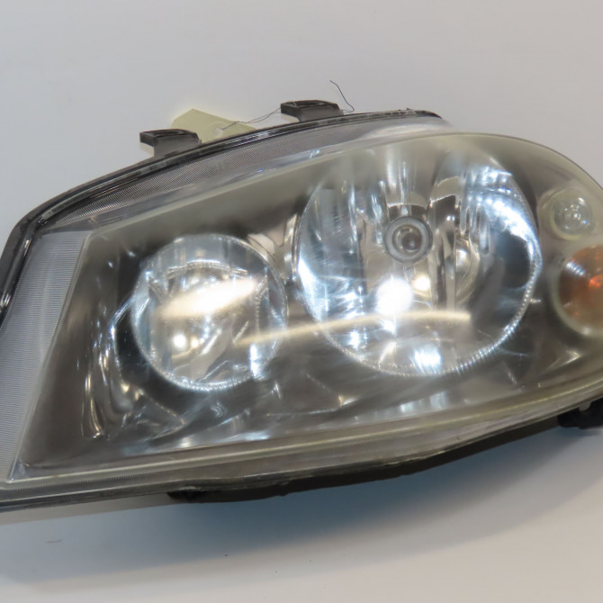 Phare gauche occasion SEAT CORDOBA II Phase 1 10-2002->05-2009 1.4 16v 100ch 6L1941751D 1