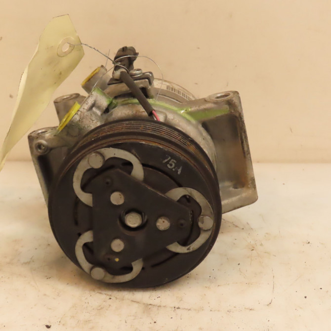 Compresseur air conditionne occasion DACIA SANDERO II Phase 1 10-2012->... 1.5 DCI 90ch 926005154R 1