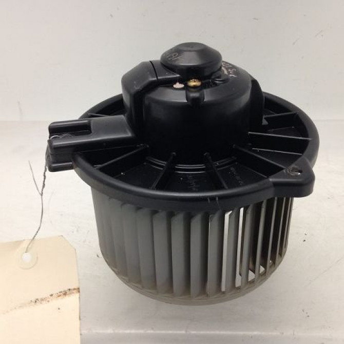 Ventilateur de chauffage occasion TOYOTA YARIS I Phase 1 04-1999->03-2003 1.0 871030D020 2