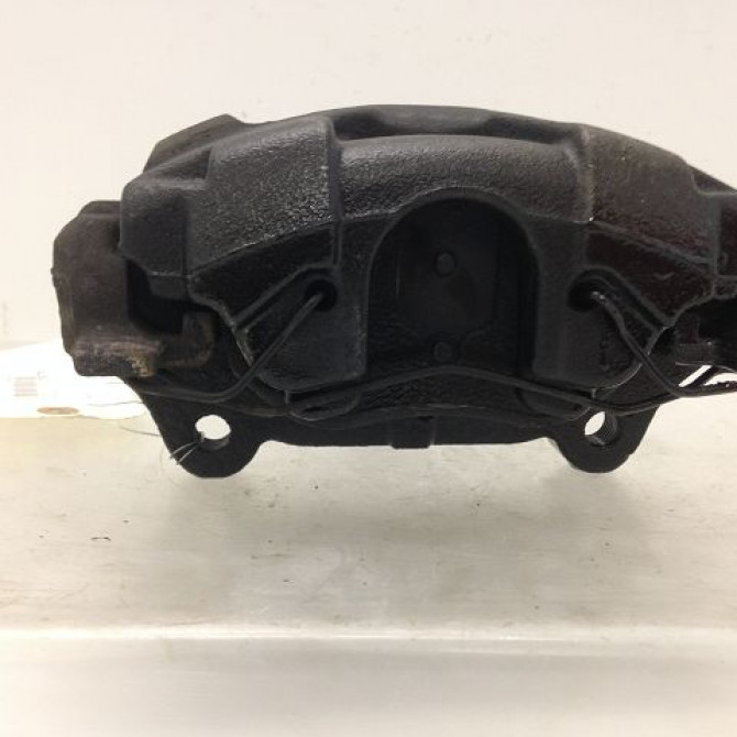 Etrier de frein avant gauche occasion OPEL VECTRA III Phase 2 10-2005->06-2007 93185745 2