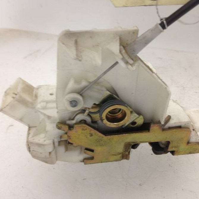 Serrure porte avd occasion FORD MONDEO II Phase 1 09-2000->06-2007 4692455 3