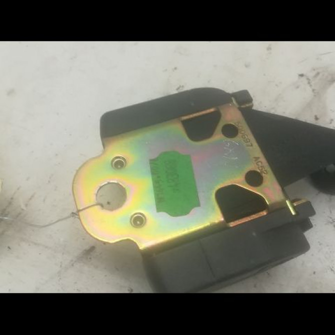 Ceinture arrière gauche occasion CITROEN SAXO Phase 1 03-1996->09-1999 1.4i VTS 8972EQ 3