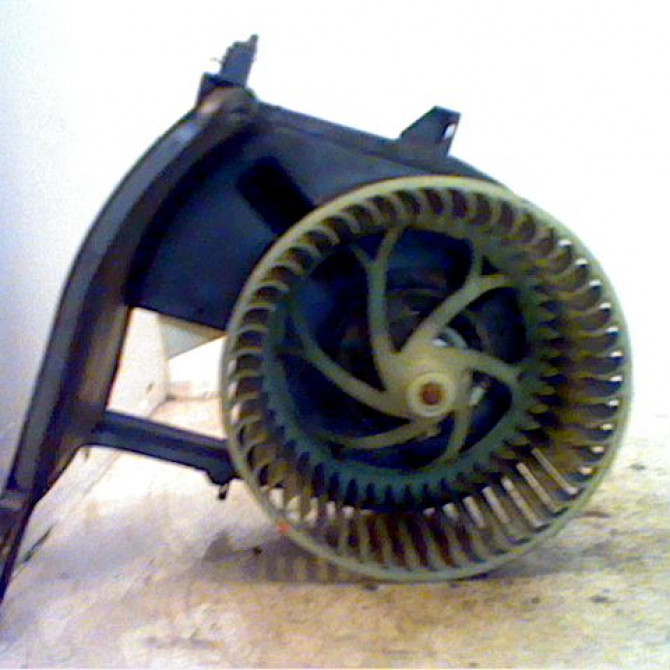Ventilateur de chauffage occasion RENAULT CLIO II Phase 1 03-1998->06-2001 7701044804 2