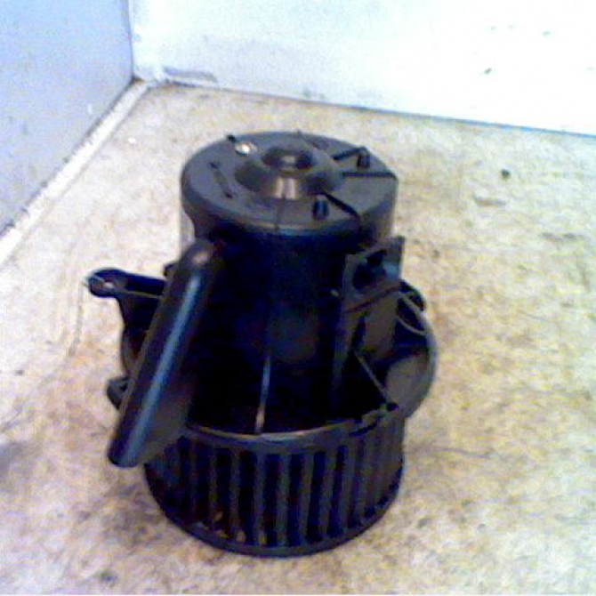 Ventilateur de chauffage occasion CITROEN C4 I Phase 1 11-2004->07-2008 1.6 HDi 110ch 00006441S6 1