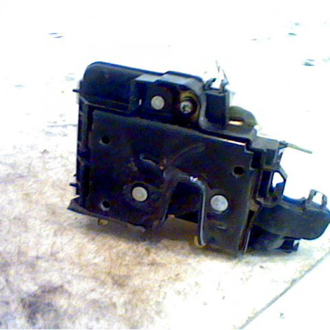 Serrure porte arg occasion VOLKSWAGEN POLO III Phase 1 10-1994->11-1999 1.4 6N4839015B 3