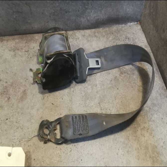 Ceinture arrière droite occasion RENAULT MEGANE I Phase 2 03-1999->06-2003 1.6 16v 7700430829 1